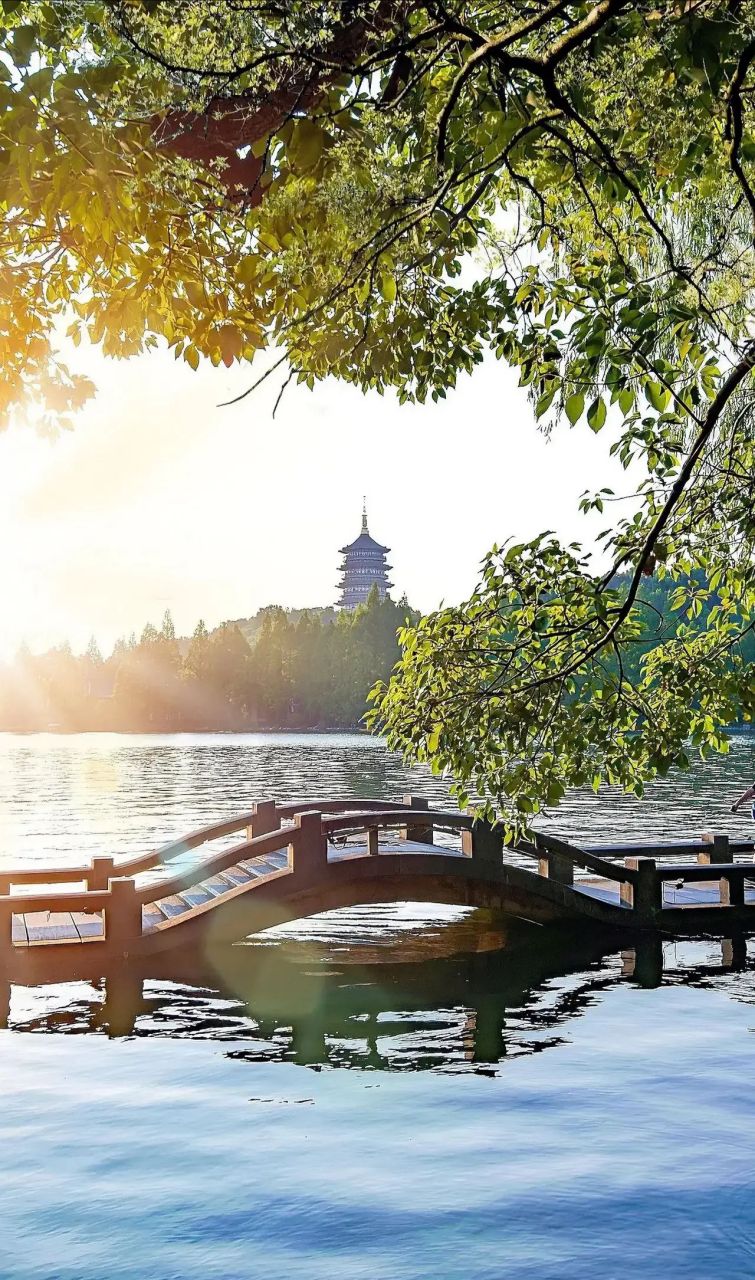 West Lake scenery