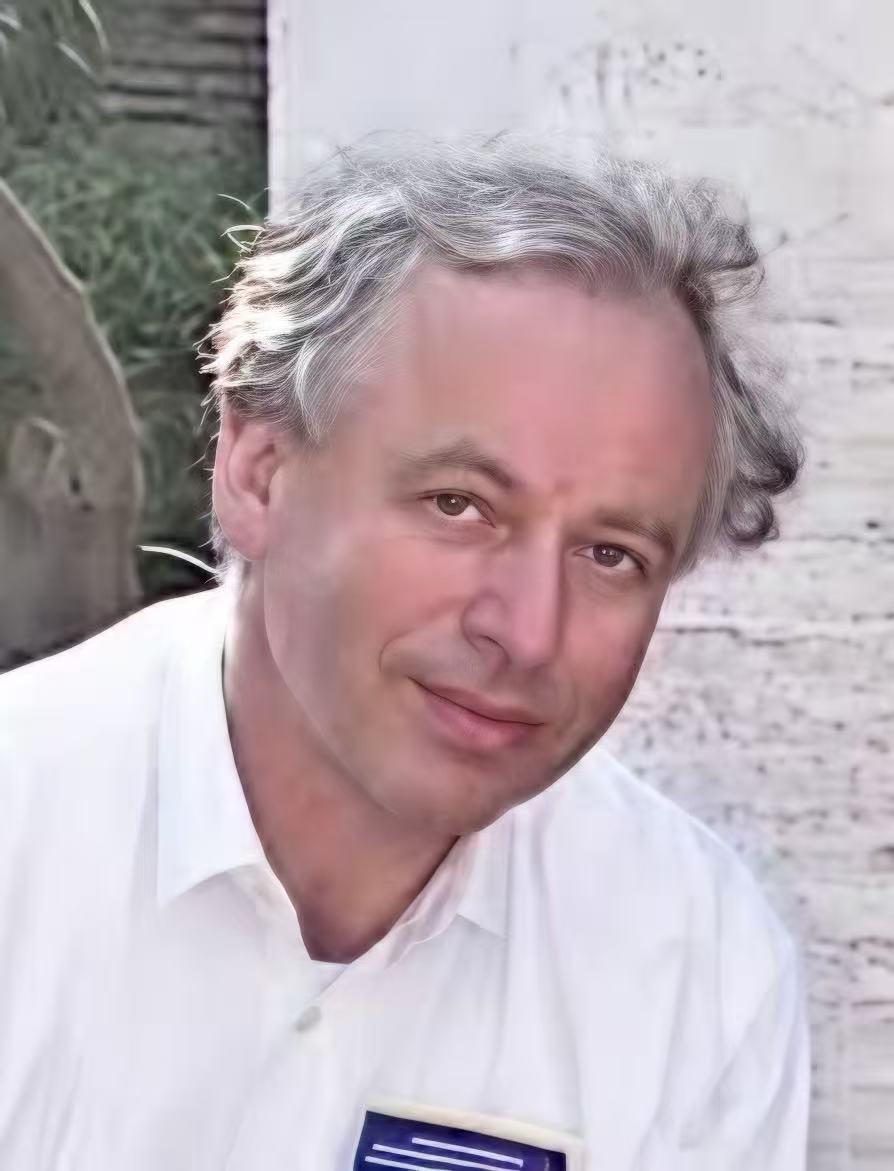 Dennis Dieks